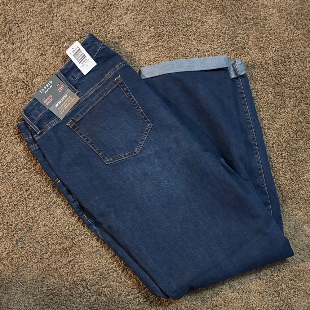 NWT Torrid Women’s size 24XT Boyfriend Straight Blue Jeans